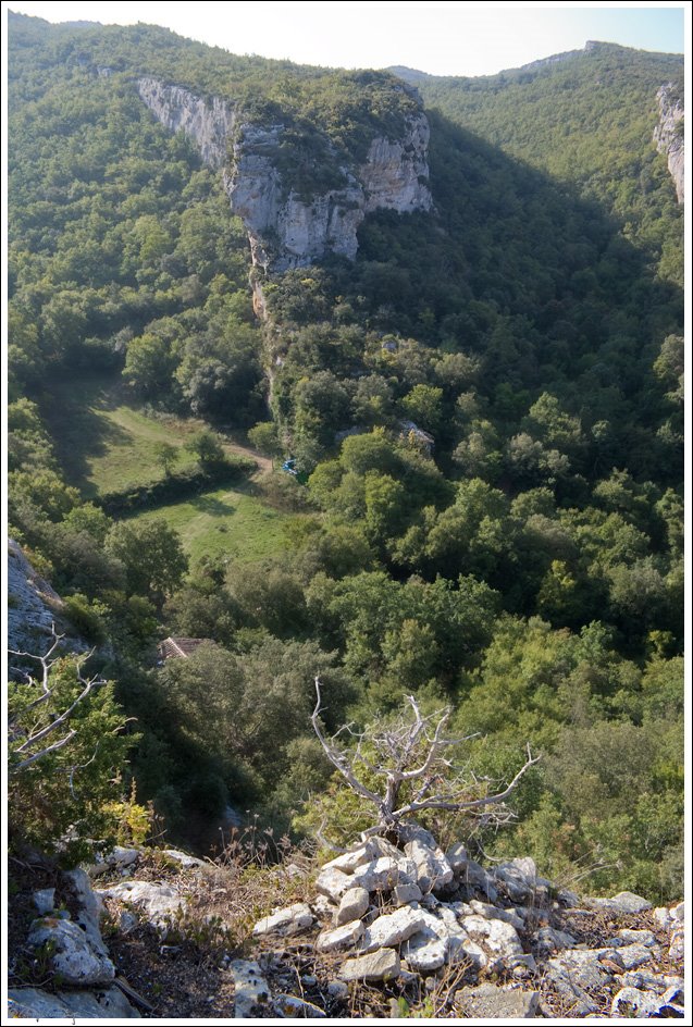 September 2009 - Luberon - Fort de Buoux by Gutzemberg