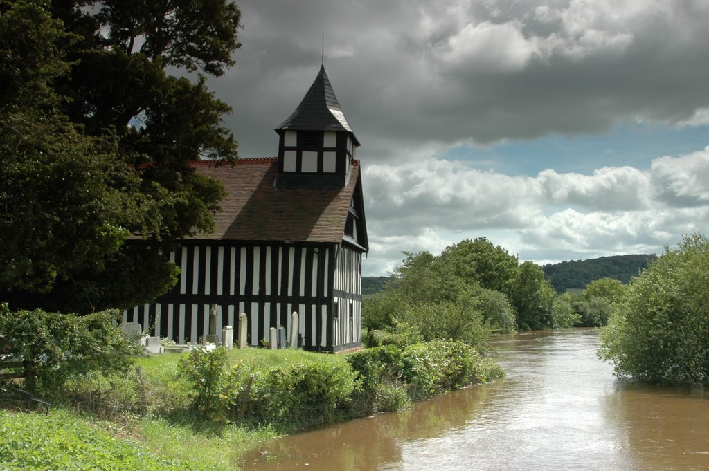 Melverley church & River Vyrnwy in flood (June 2007) by Row 17