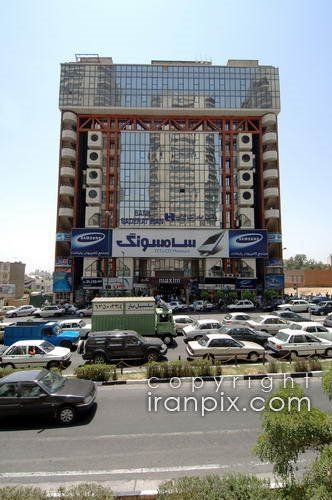 Computer Payetakht Shooping Center, Mirdamad Boulevard, Tehran, Iran by ramin dehdashti - Ir…