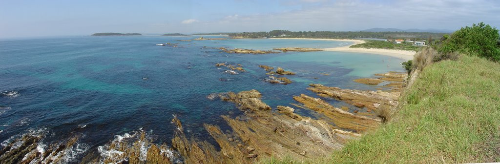 View of ocean from Tomakin by Daryl Waldock