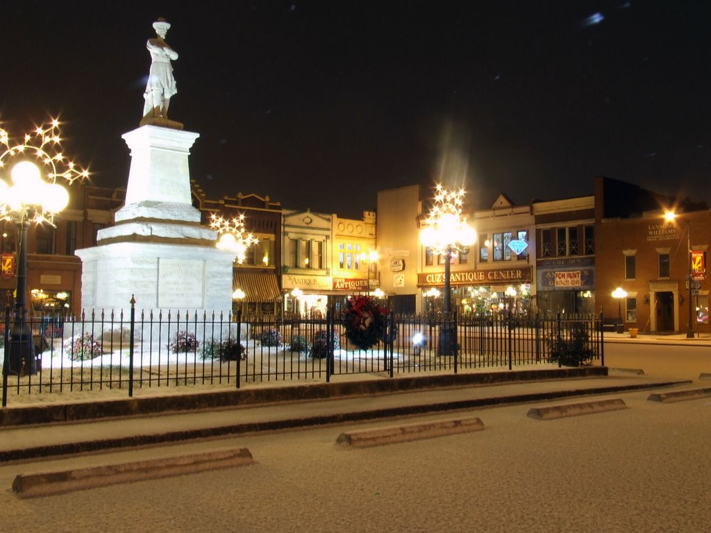 A White Lebanon Square by hamrickce