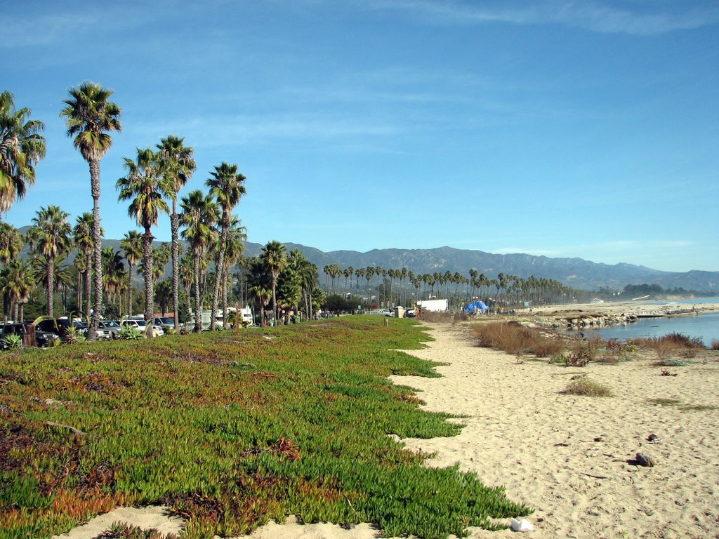 Santa Barbara Beach by barbergman