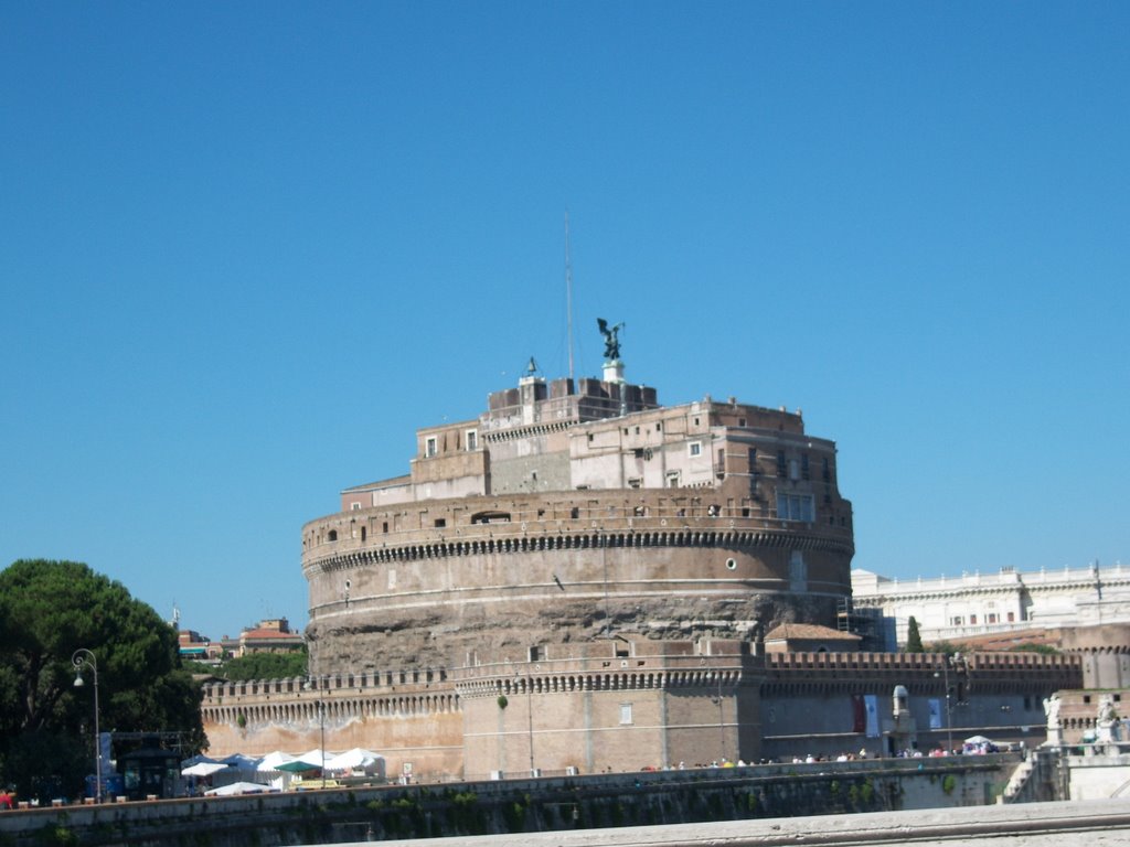 St. Angelo Castle in Rome by rb94rb