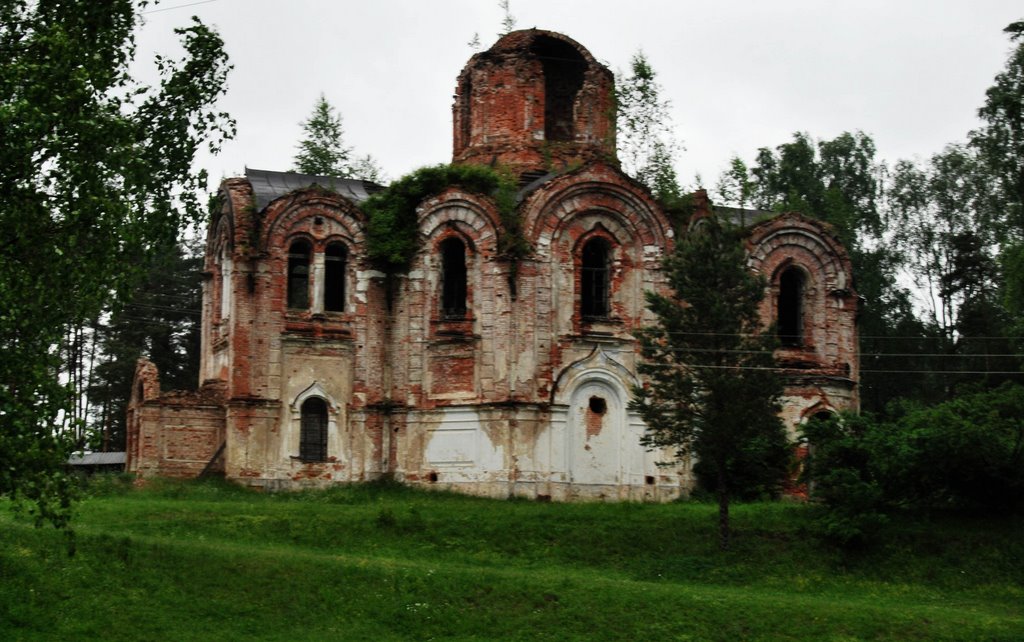 Церковь Иверской иконы божьей матери в поселке Лыкошино by -NZ-