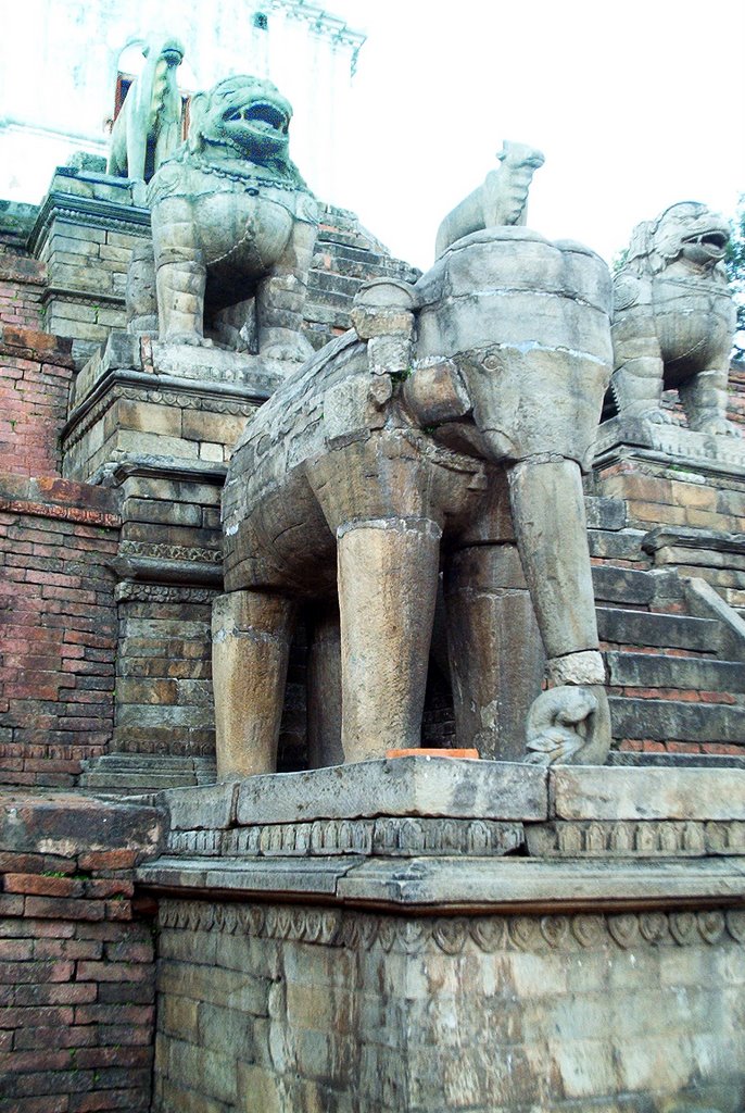 Bhaktapur by Bob Witlox