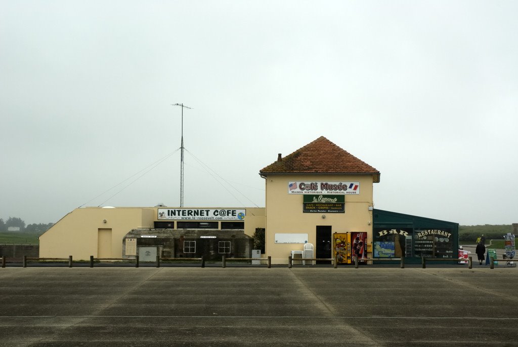 Café Musée Utah Beach by hbrieder