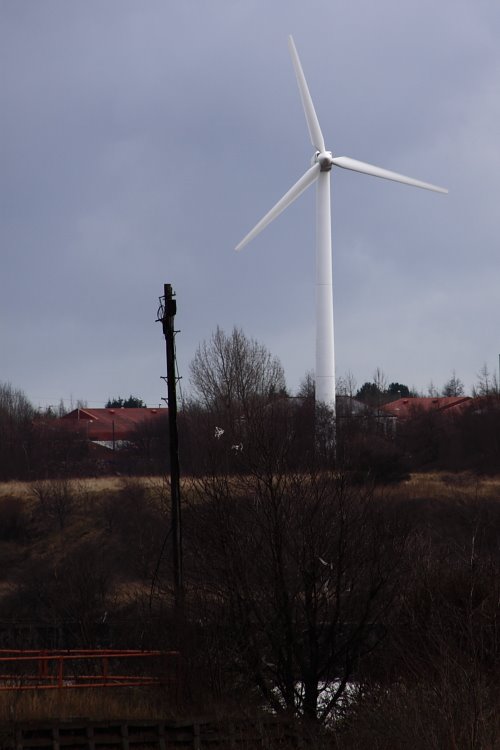 Wind Generation on the River Tyne, Dec '09 by Graham Turnbull