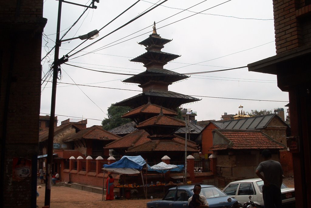 Kirtipur by Bob Witlox