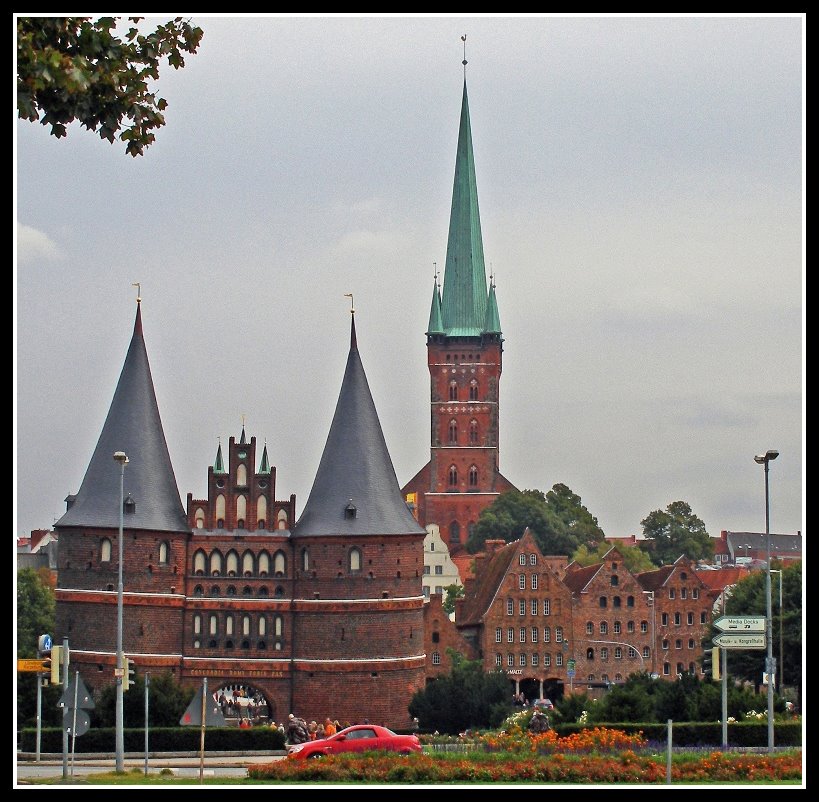 ΛΟΥΜΠΕΚ - HOLSTENTOR LUBECK (by G. Patsi) by A.Dimoulas