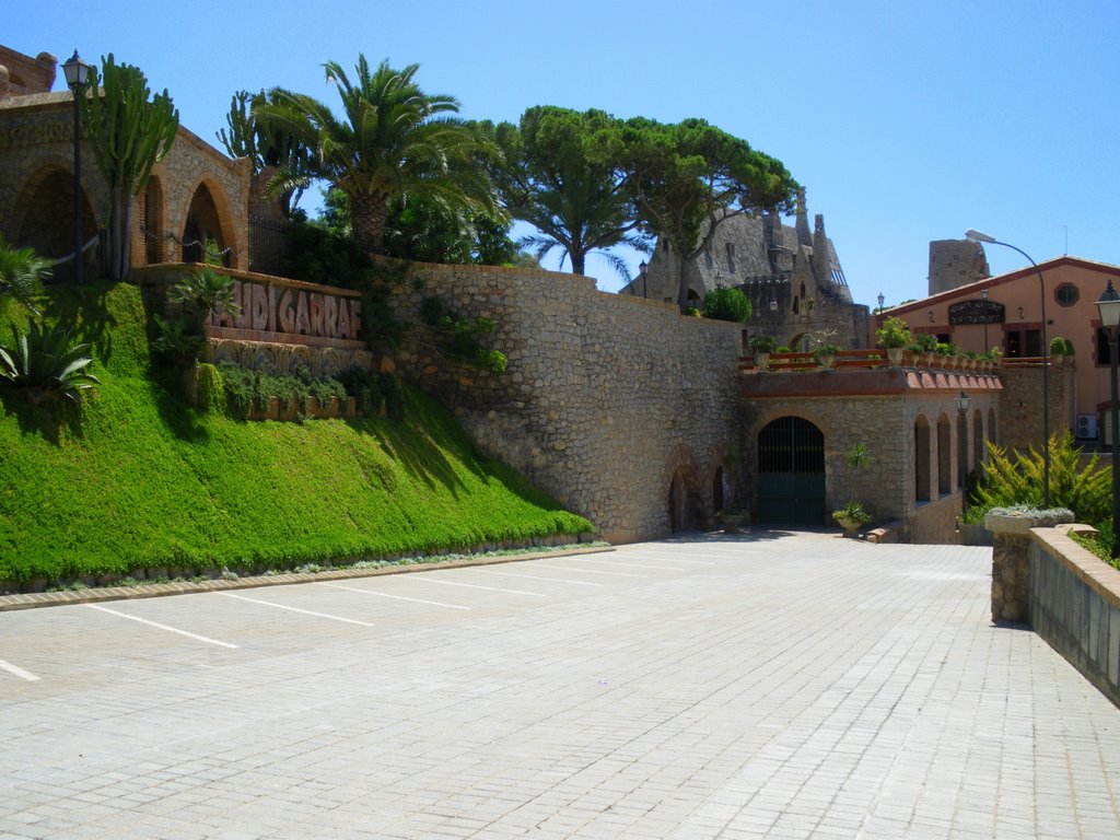 Garraf de gaudi by JAFS25