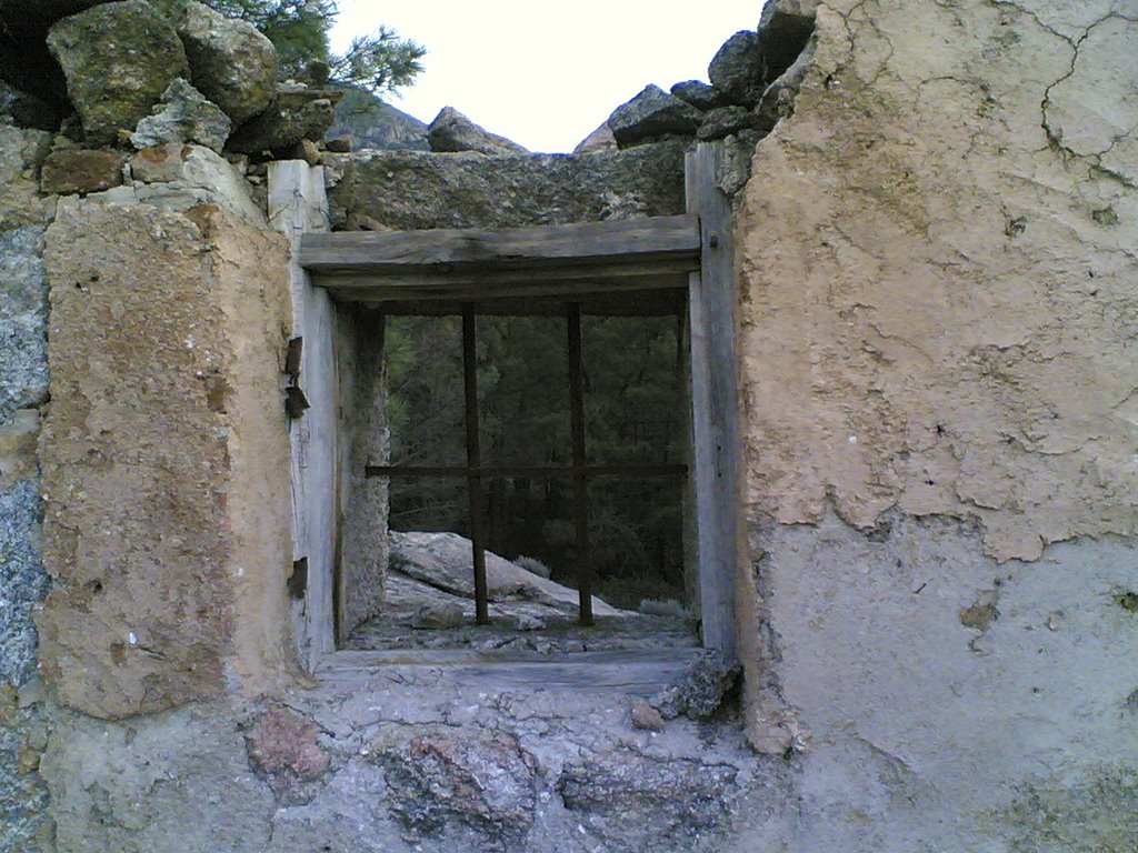 Ventana antigua by cañaveras