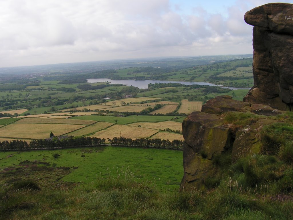 Tittesworth Reservoir from Hen Cloud by Phil Gabel