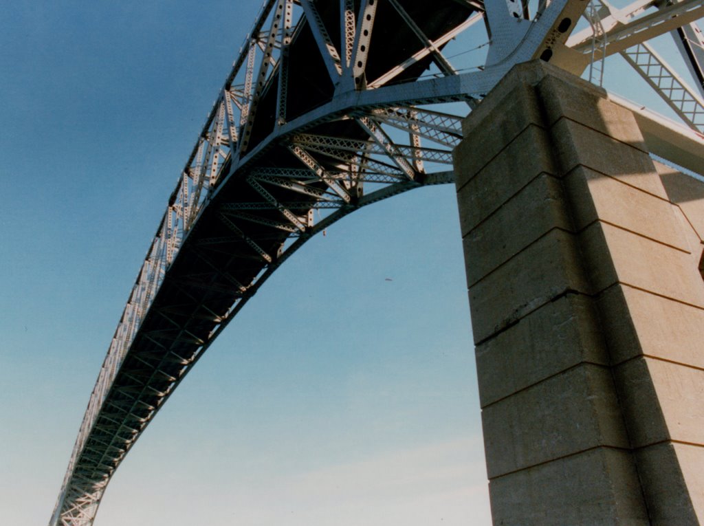 Blue Wate Bridge, Single Span 1994 by HAMANA