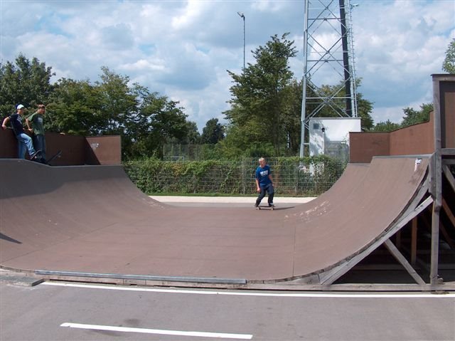 Skatepark by wisdom77