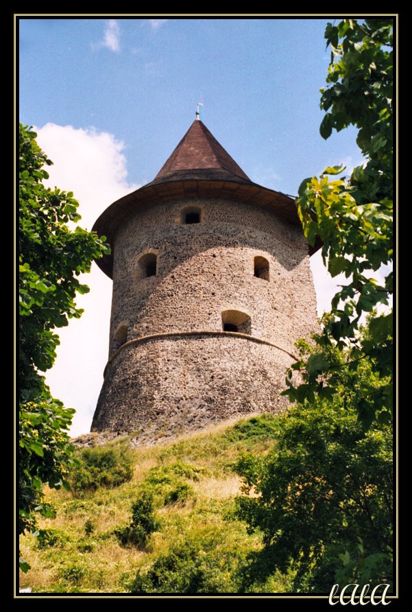 Salgótarján (Somoskő) - Vár - 2001 (Castle) by Benkő Lajos