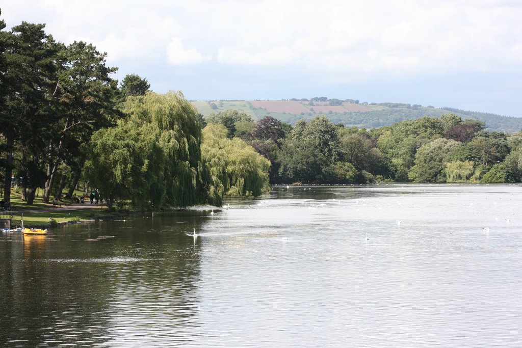 Roath Park Lake West Bank by richtheo