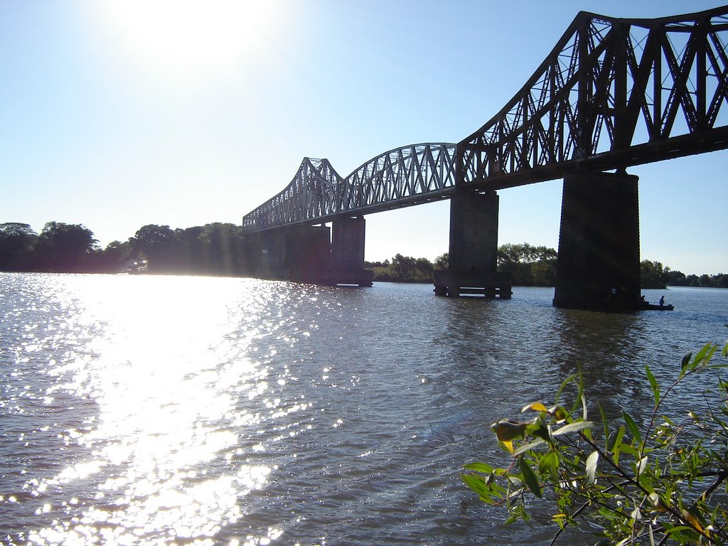 Barreto - Rio Taquari - vista da ponte férrea by troxao