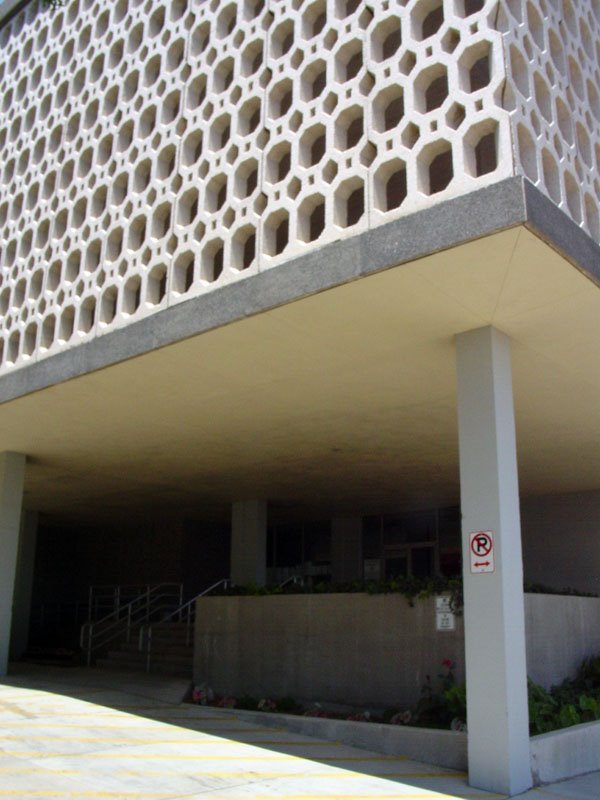 Courthouse by Kevin Andrews