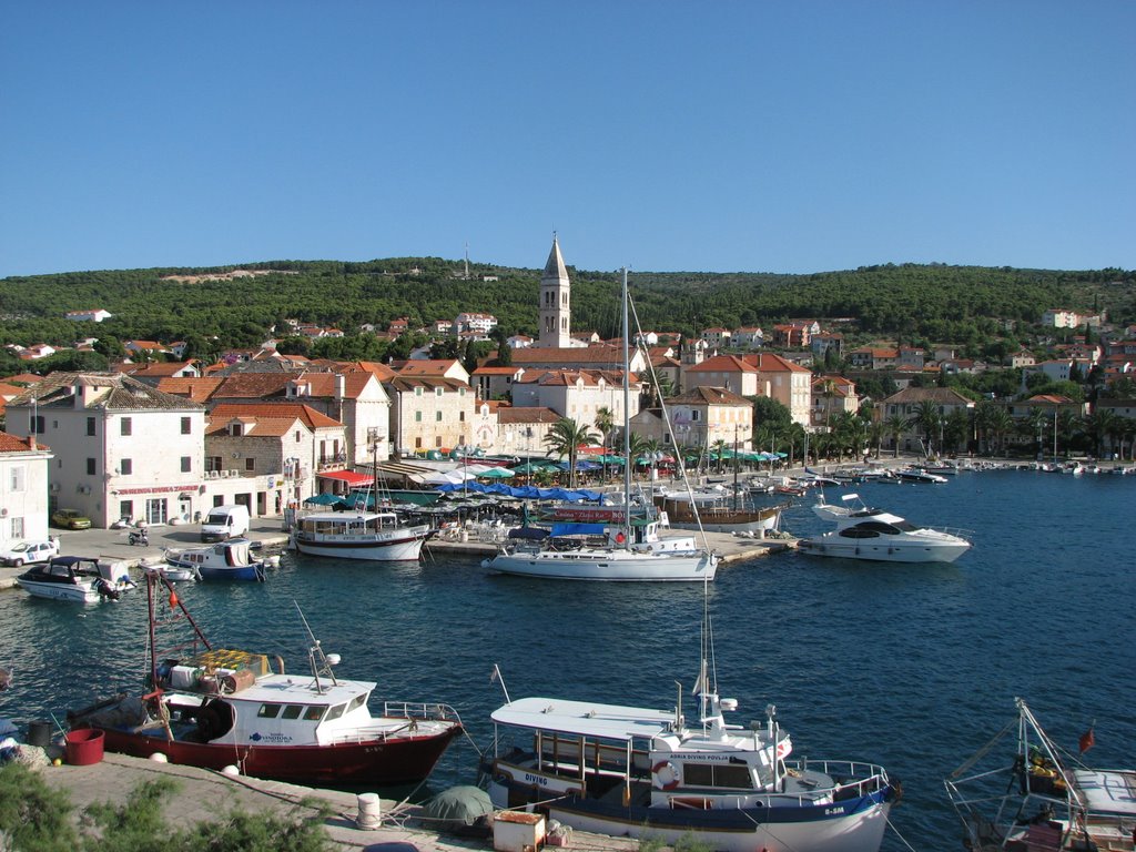 Supetar, Croatia by nyn