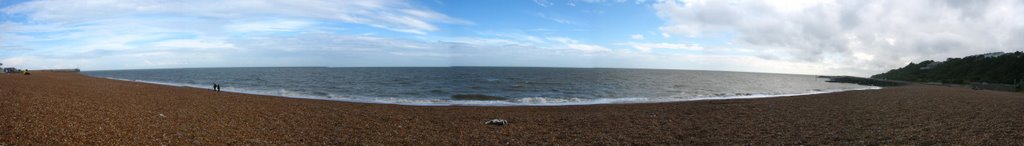 Folkestone Beach by tenjoe