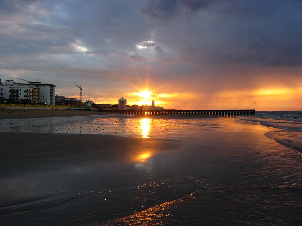 Strand hajnal by Weisz Csaba