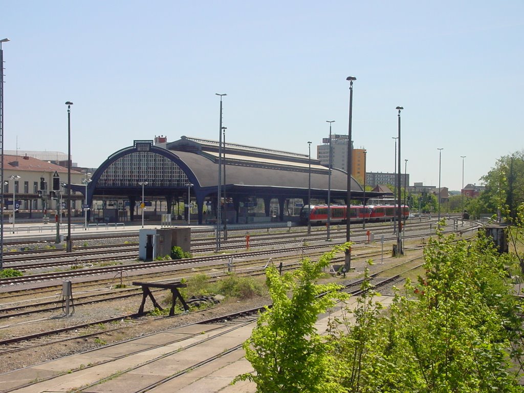 Hauptbahnhof Gera by Mike Narr