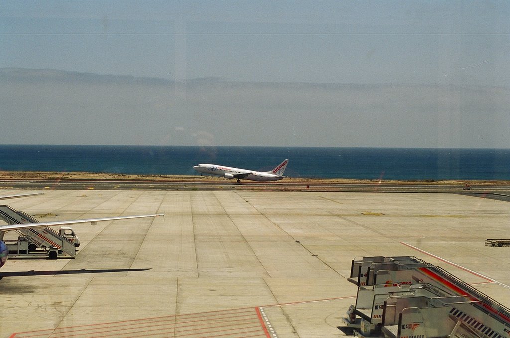 Aeropuerto de Lanzarote by JS