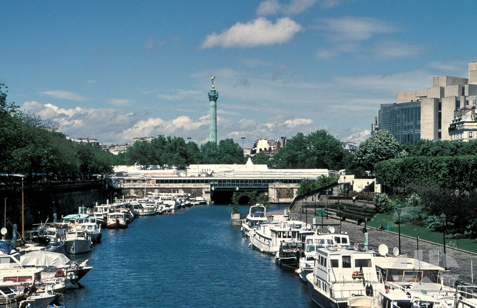 ©02.2.A087: Port de Plaisance de Paris Arsenal by kobiel