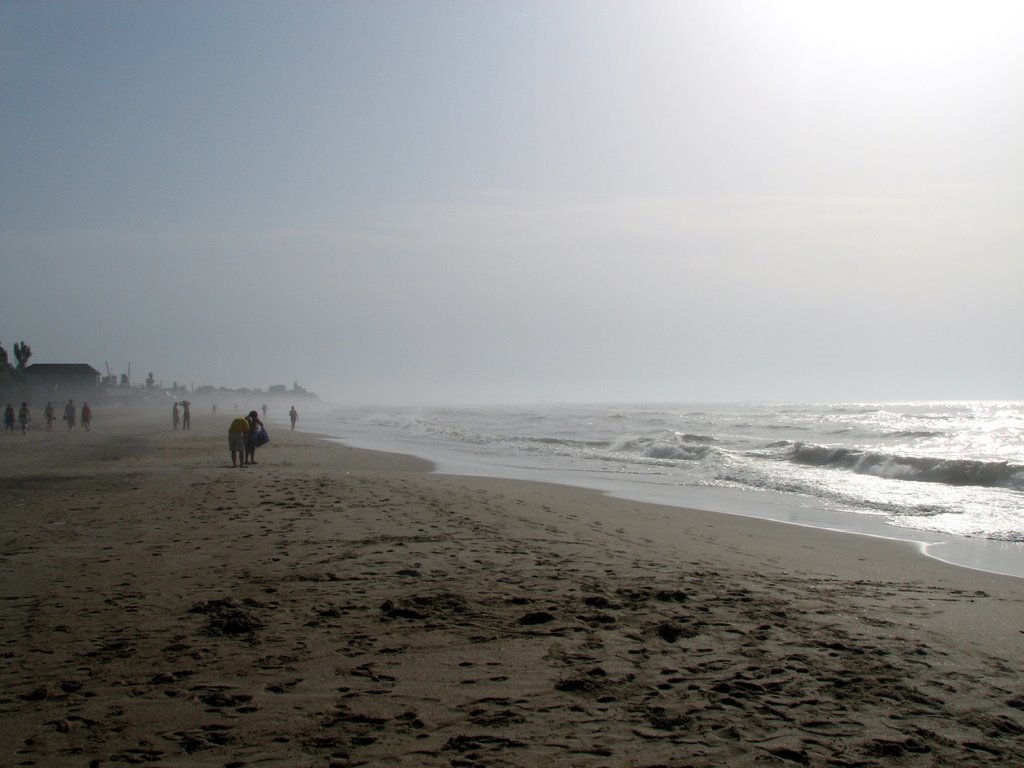 Zatoka beach at the morning by Roman Onufryk