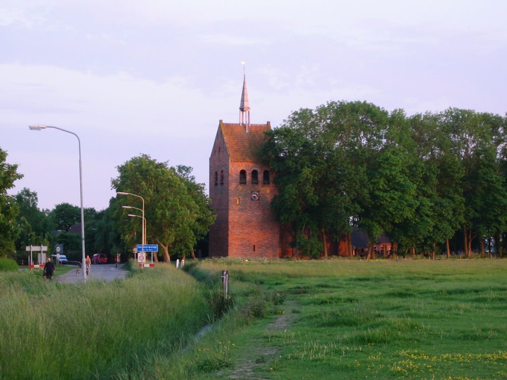 Garmerwolde kerk by © Dennis Wubs