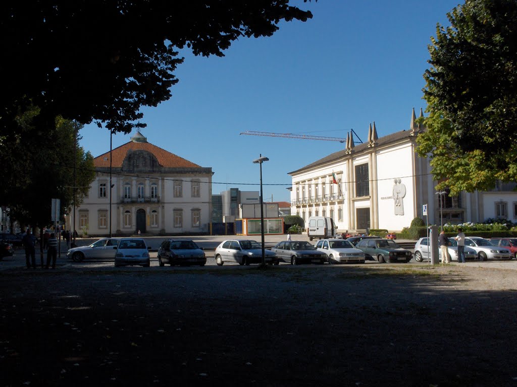 Tribunal e Biblioteca, Vila Verde, Braga, Portugal by CENTROINFORMATICA.pt