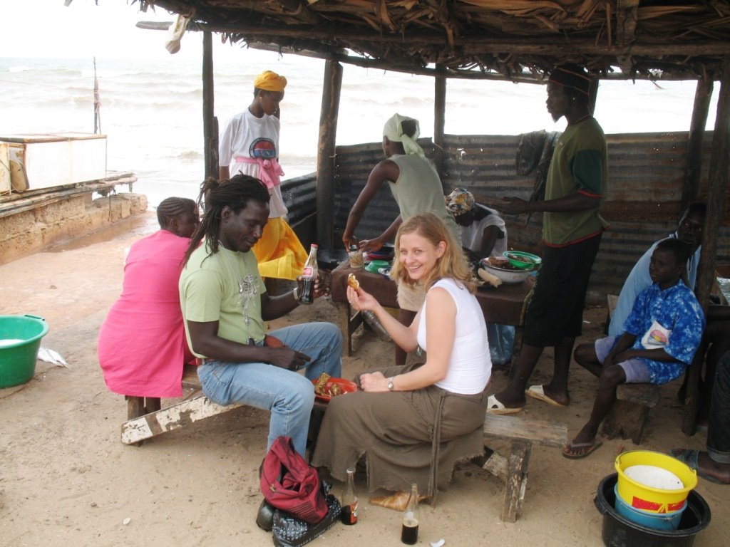 Having lunch on the beach, Bakau harbour by Antje