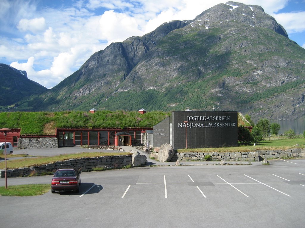 Jostedalsbreen Nasjonalpark Senter by MagnusR