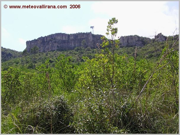 Penyes Blanques. Vallirana by Carlos Gardón López