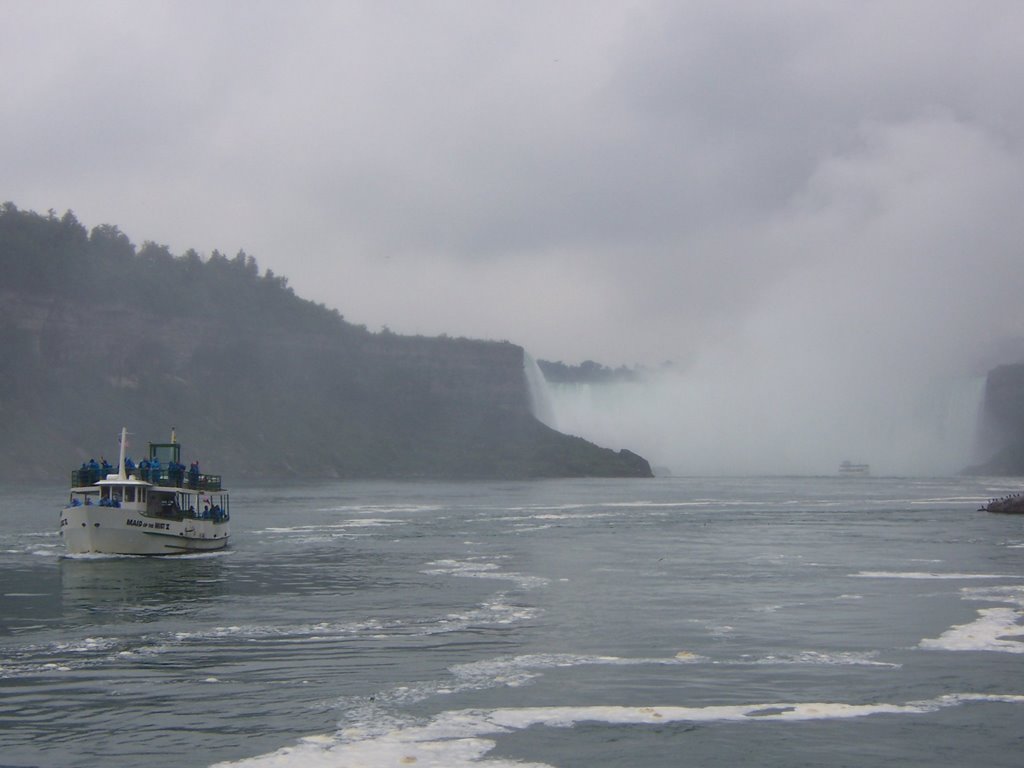 Maid of the Mist by Alex Mason