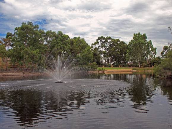 Prior Close Lake Fountain by EOS20