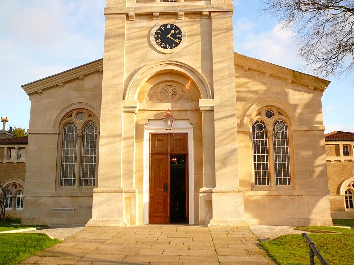 St Raphael's Church, Surbiton by fencer_js@yahoo.com