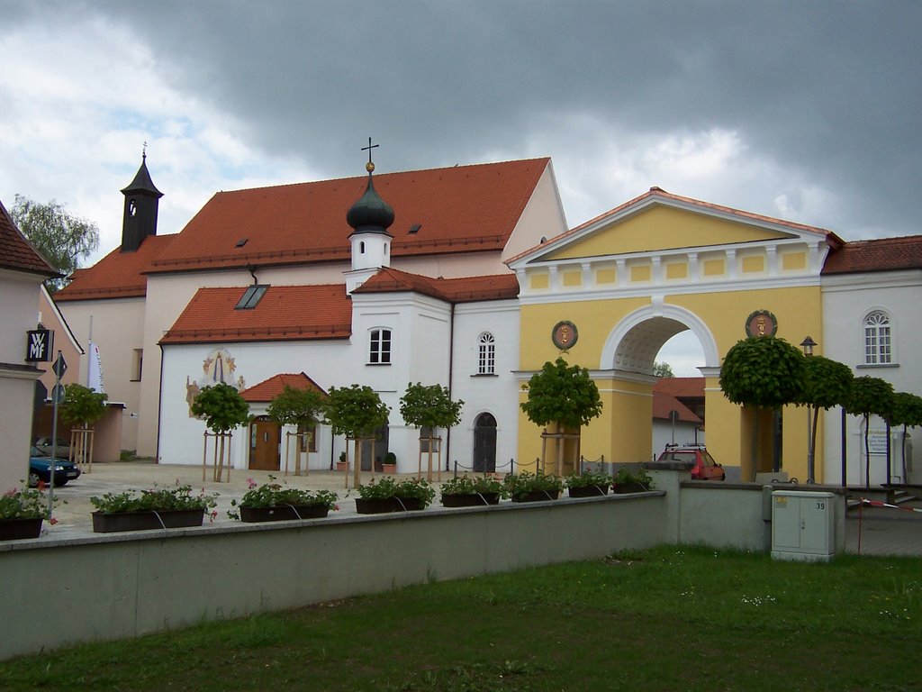 Loretokapelle mit Ludwigstor by Dressel