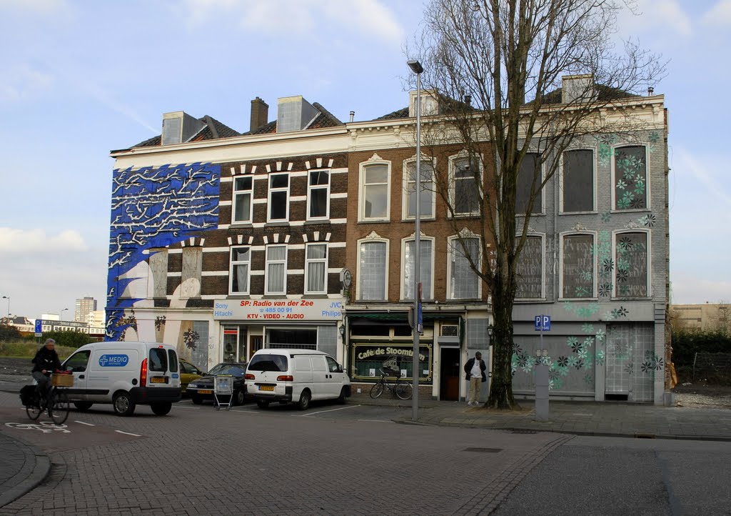 Oude panden aan de Rosestraat. by © arij m van waart