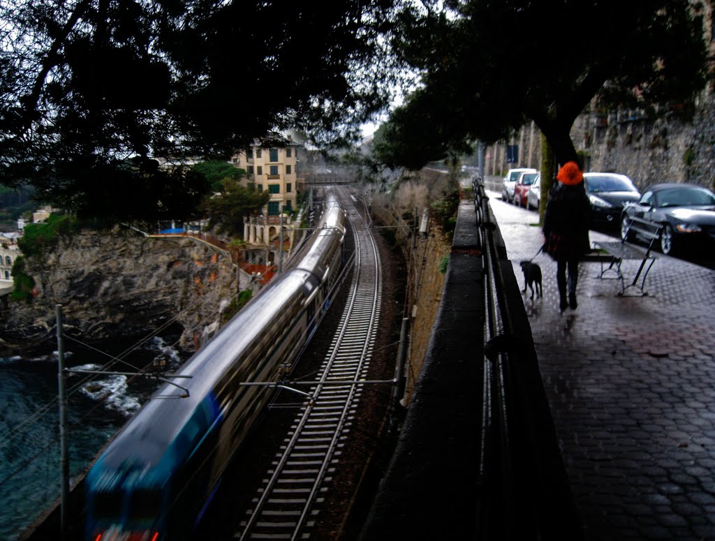 Promenade suis la Pluie by gilberto silvestri