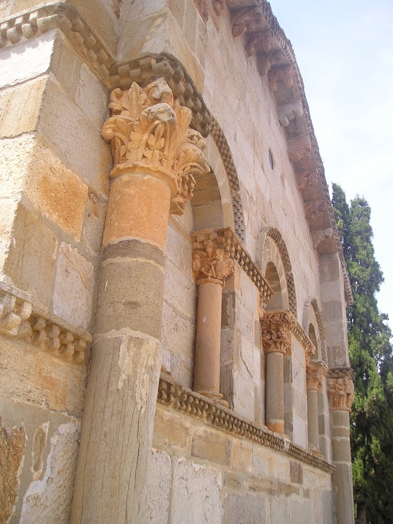 Iglesia románica por la zona del Tera. Camino de Santiago, Vía de la Plata. Julio de 2004 by viajeroandaluz