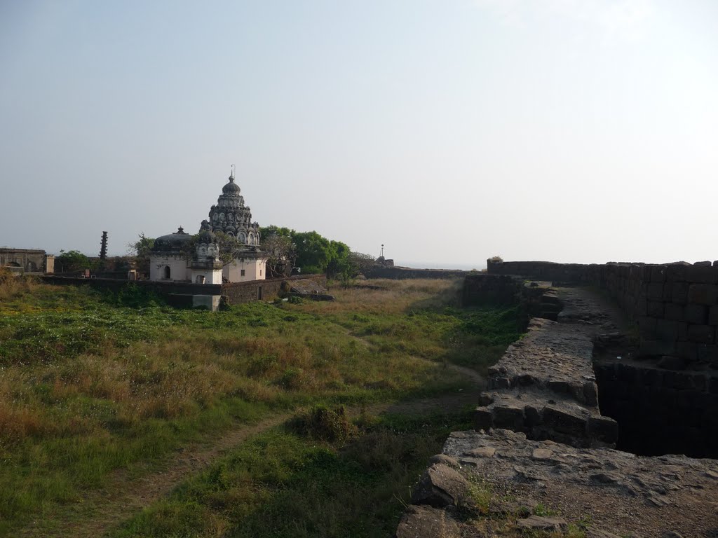 ALIBAUG FORT, temple in the fort area. by SWAGAT MAHAJAN