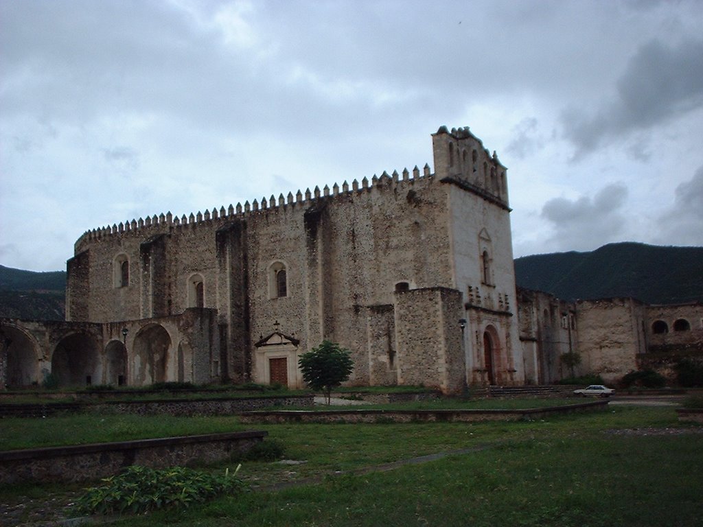 Iglesia meztitlan 1 14sep2001 by luislbp