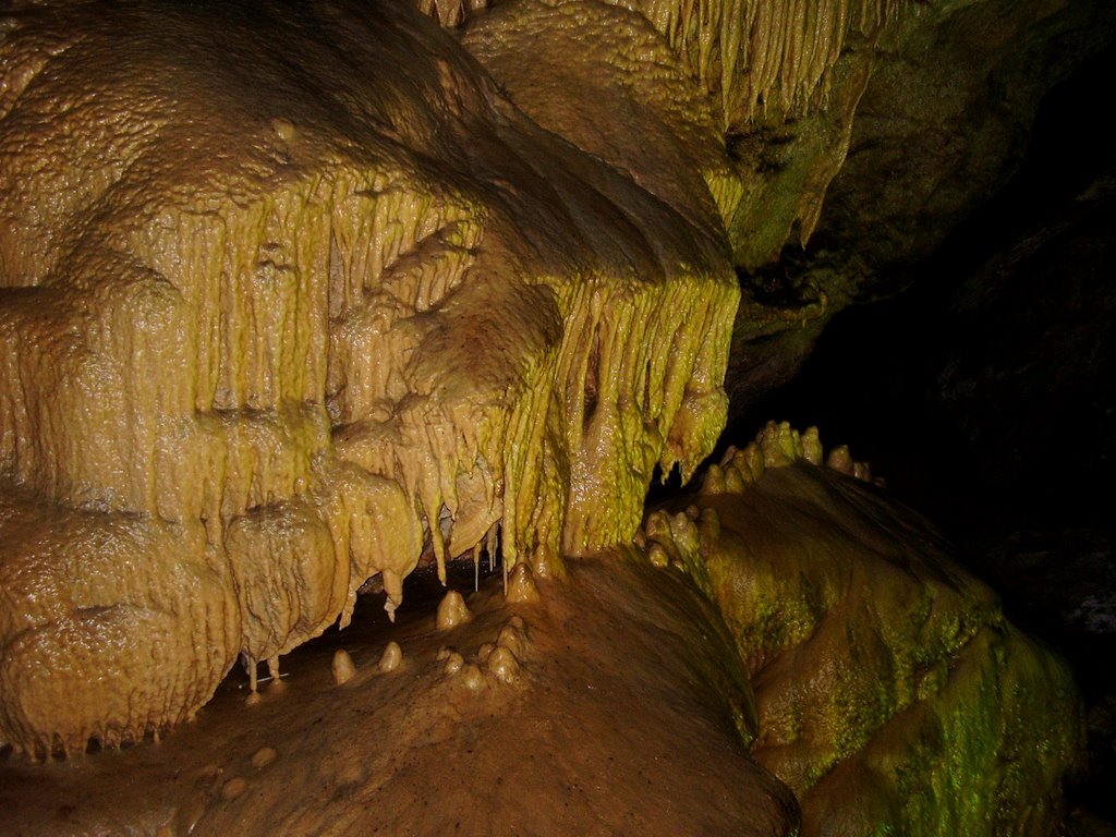 Ягодинска пещера/Yagodina cave by Desislav Atanasov