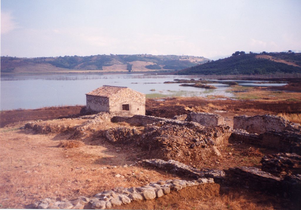 Roggiano Gravina, Villa Romana by Salvatoreric