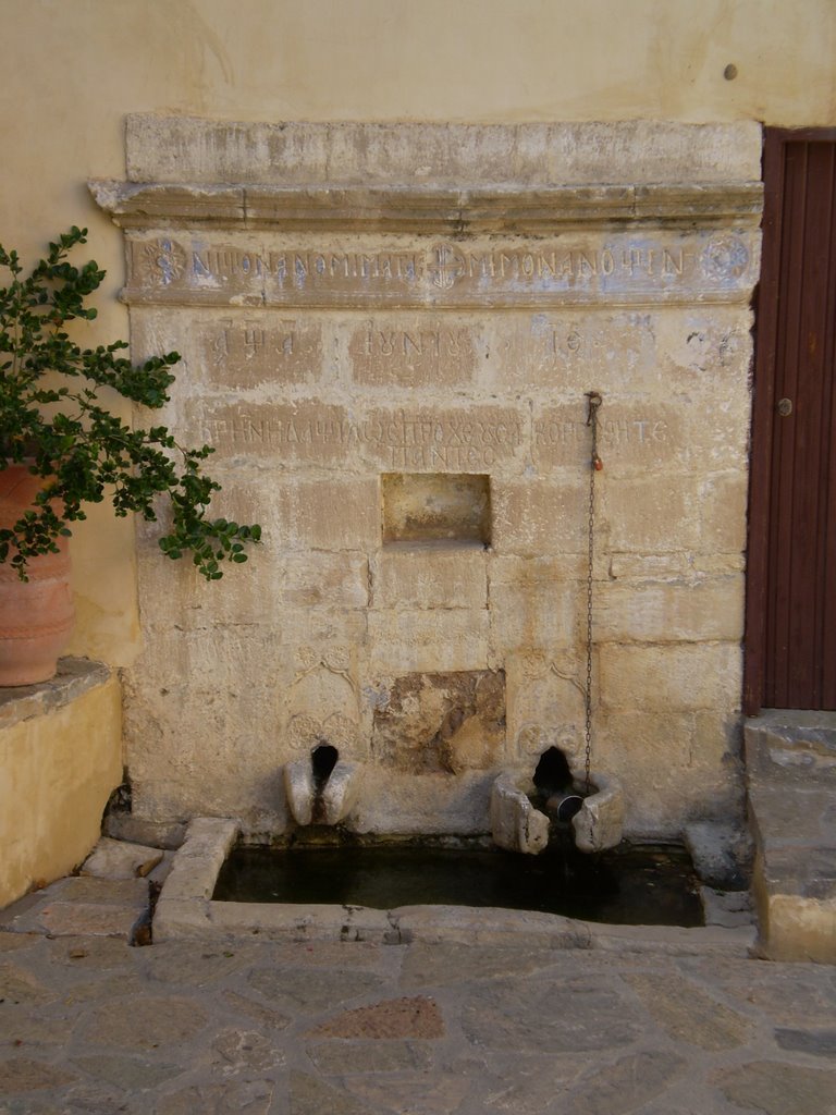 Fontana dalla Consapevolezza by Roberto Colombi