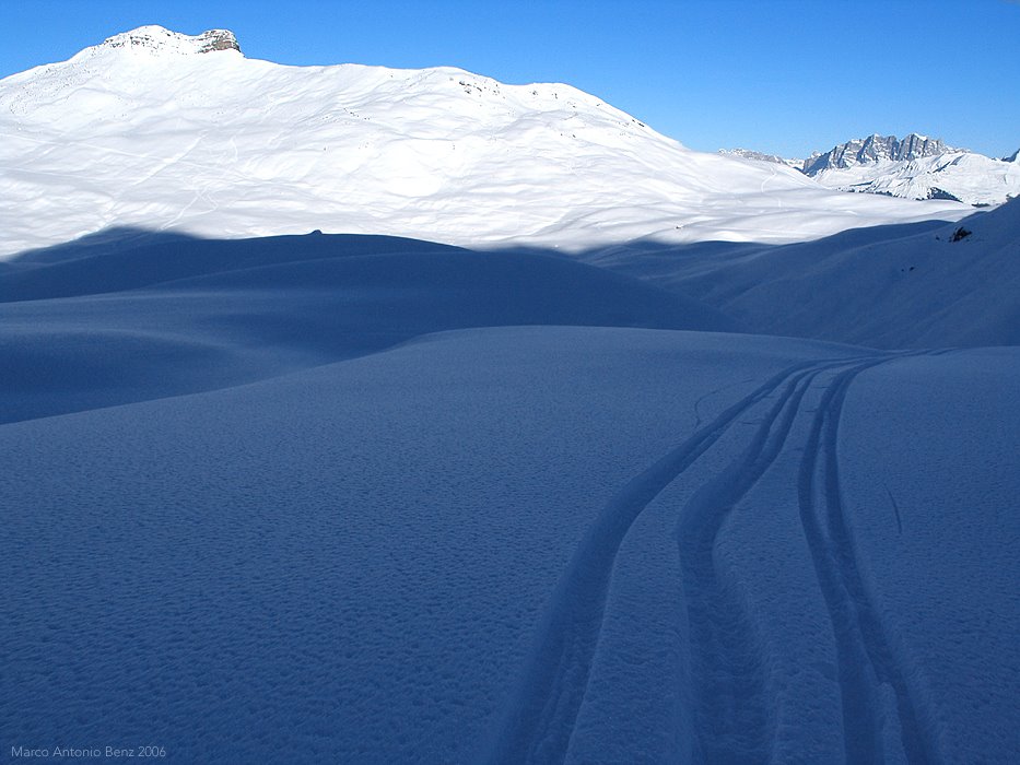 Between Weissfluhgipfel and Chistenstein, Graubünden, swiss alps by M A Benz