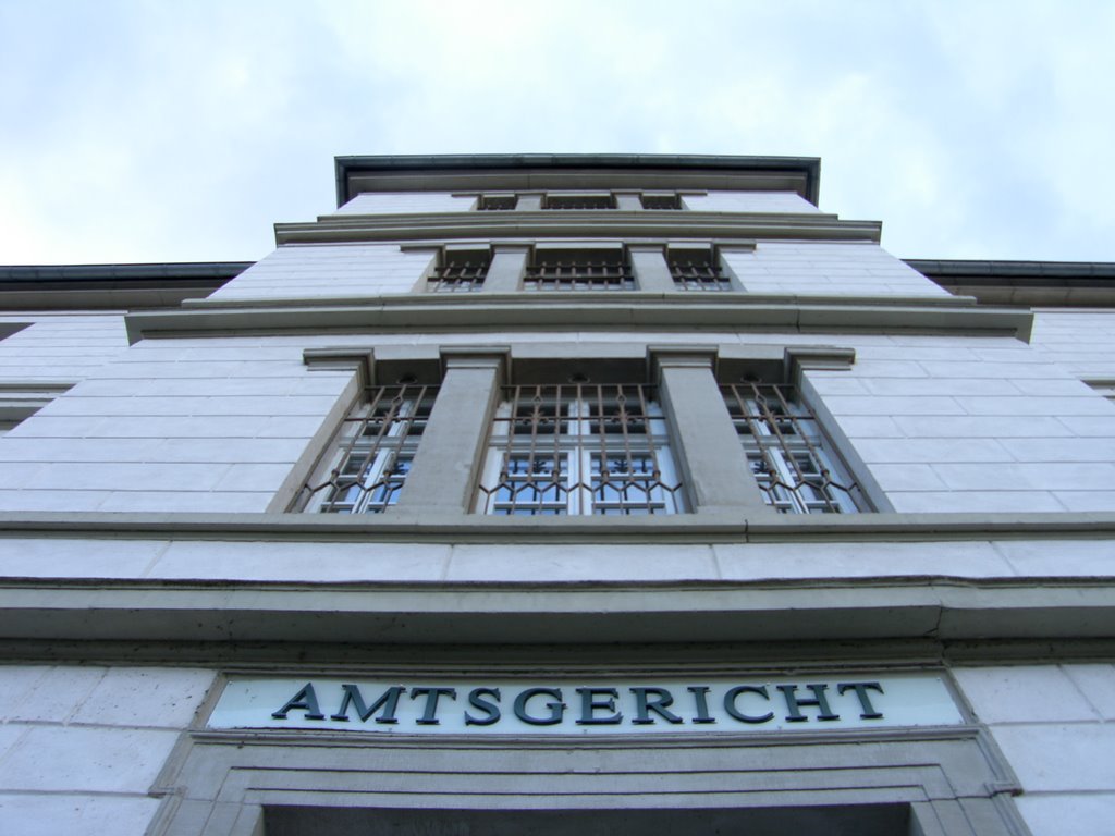 Amtsgericht Eichholzstrasse by DirkHoevel