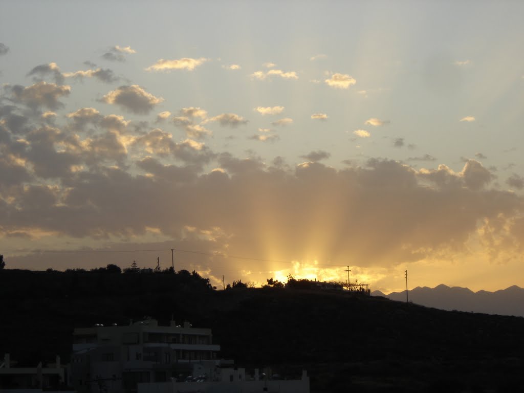 Sun set from Rethymno Matsampa by pmoudatsos