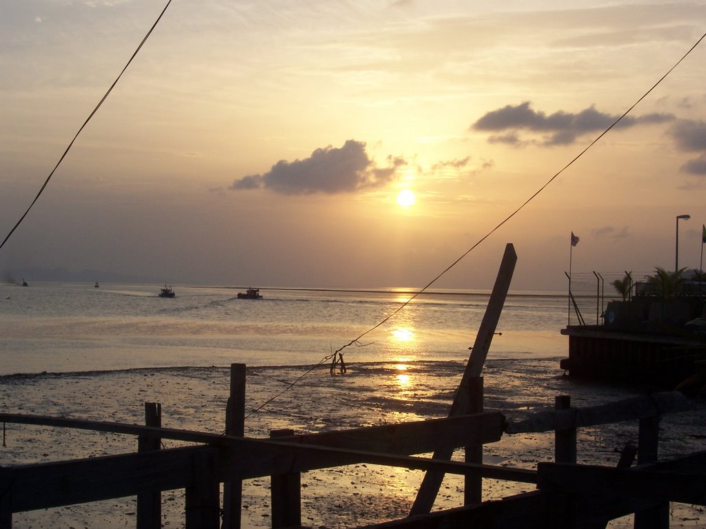 Sunset in Kuala Perlis by GP Soon (元彬)